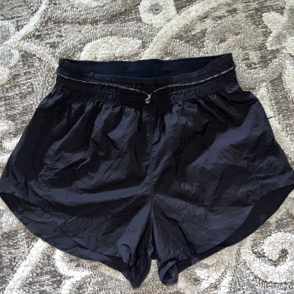 Lululemon Athletica Black Athletic Shorts Lightweight Moisture-Wicking